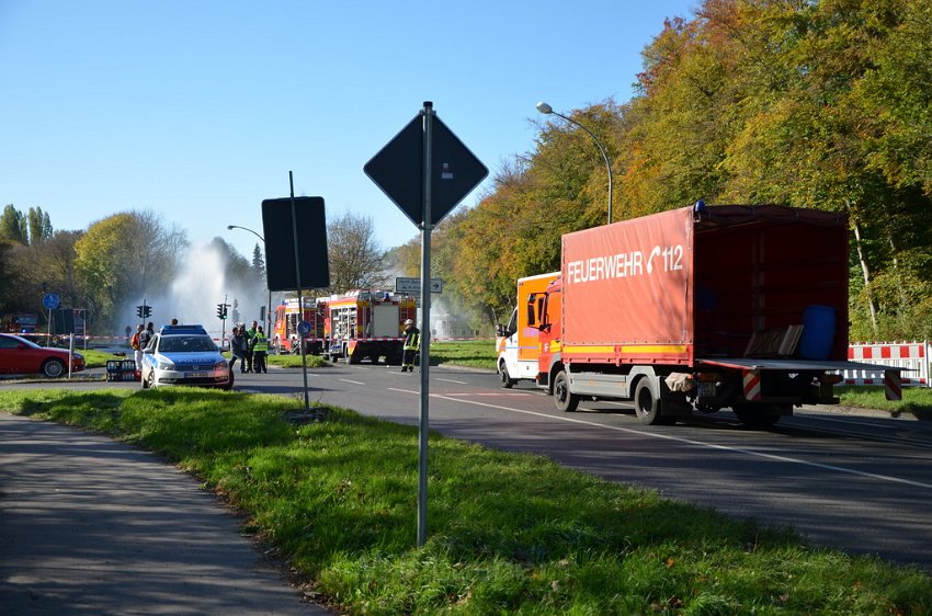 VU Tanklastzug umgestuerzt Huerth Industriestr P254.JPG